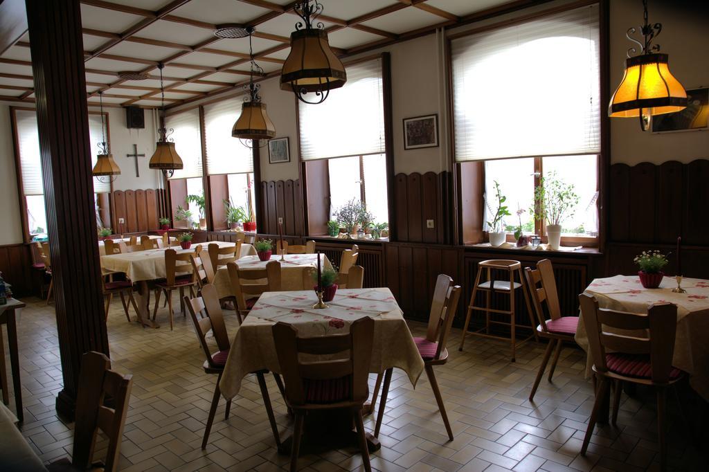 奥珀瑙 芬肯旅馆酒店 外观 照片
